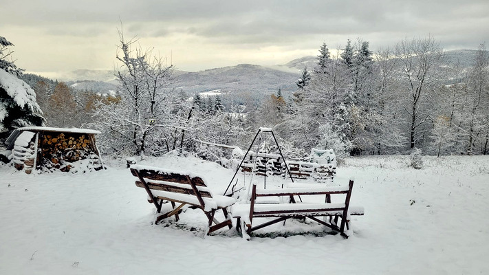 Sylwester 2024-2025 na Campie w Beskidach