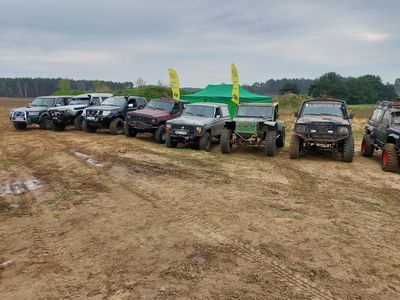 BaD BoY 4x4 Trzcianka "Minionki na Bezdrożach" Bagiennie Zmagania PART