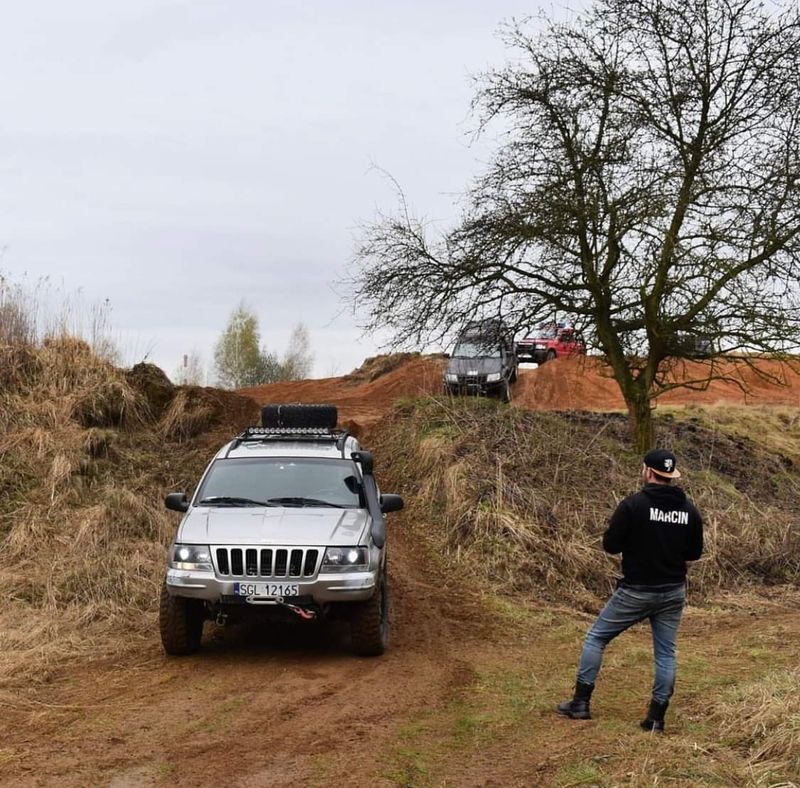 Śladami Misia Piotrusia - Wyprawa Dla Początkujących Offroad’Owców